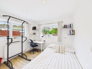 BEDROOM- click for photo gallery